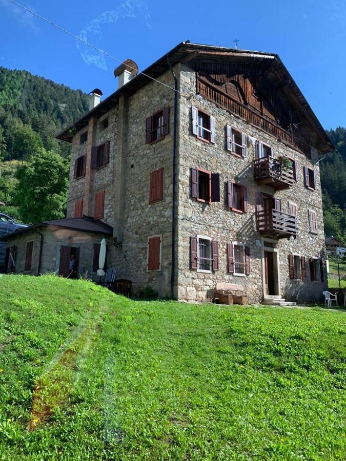 Апартаменты L' Antica Casa Di Maria Lilia Пьеве-ди-Кадоре Экстерьер фото